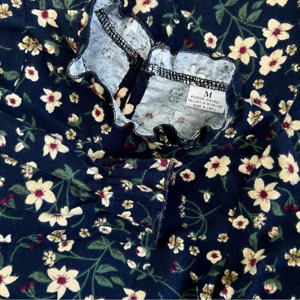 Girl Boutique Navy Floral Dress - Picture 2 of 2